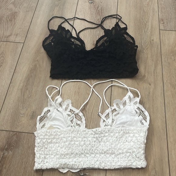 NWOT Sz M Set of 2 Free People Lace Bralettes - 1 Black & 1 White - Picture 4 of 6